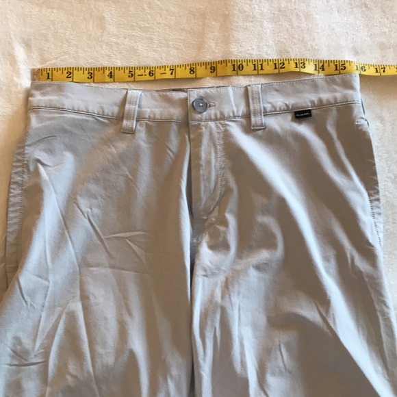 Travis Mathew Flat Front Performance Golf Shorts Men’s 30 Read - Picture 5 of 5